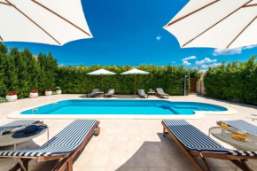 Beautiful Villa Galatea